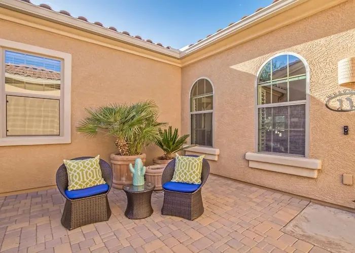 Luxurious With Pool And Holiday home Goodyear