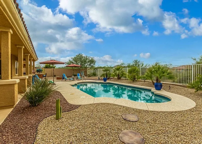 Luxurious With Pool And *