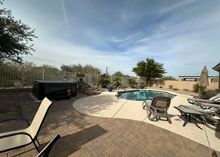 Luxurious With Pool And *